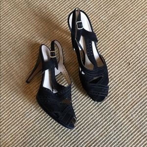 OSCAR DE LA RENTA BLK SUEDE STITCH HEELS *9.5